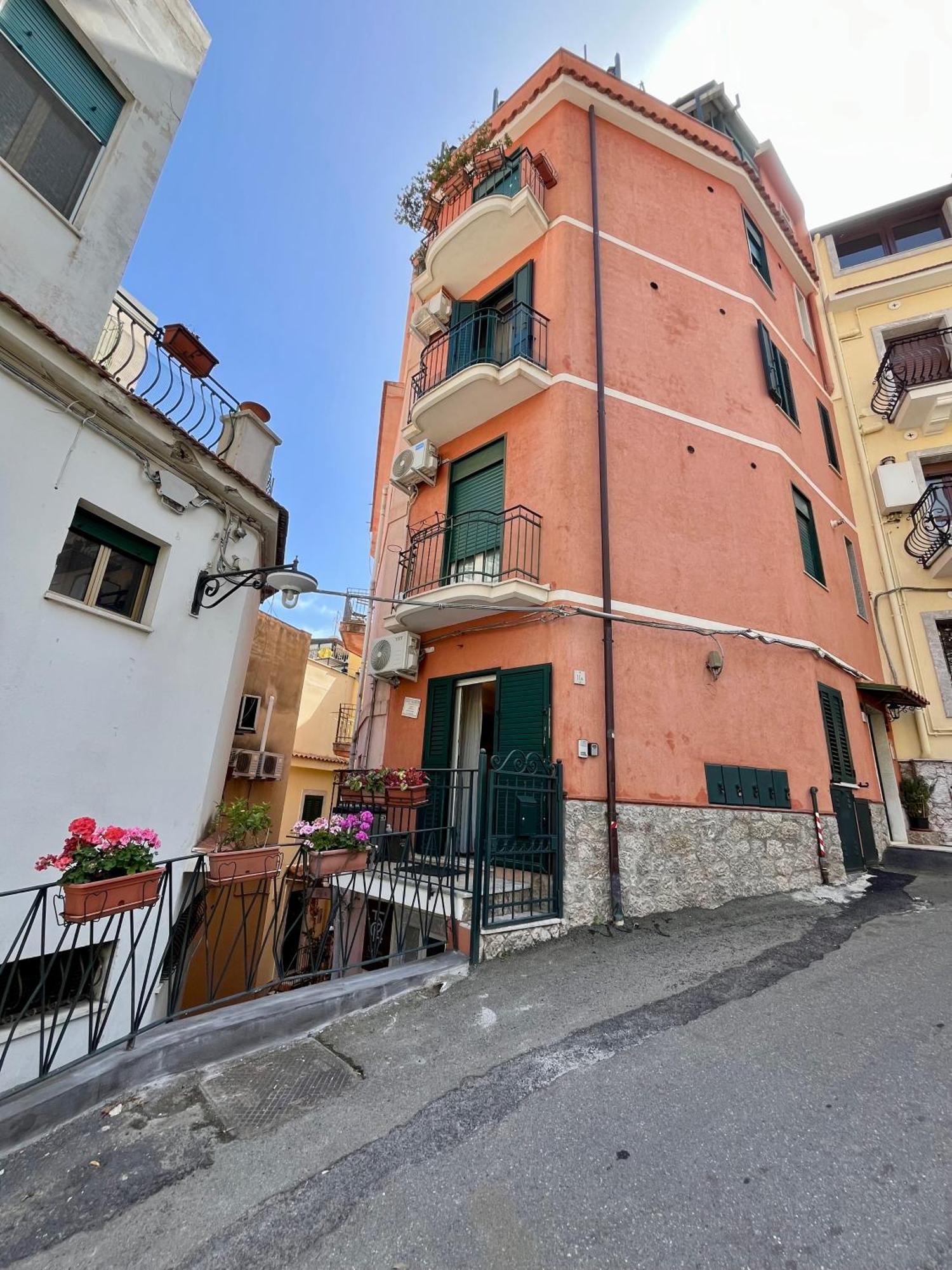 Il Siciliano Apartment Таормина Экстерьер фото