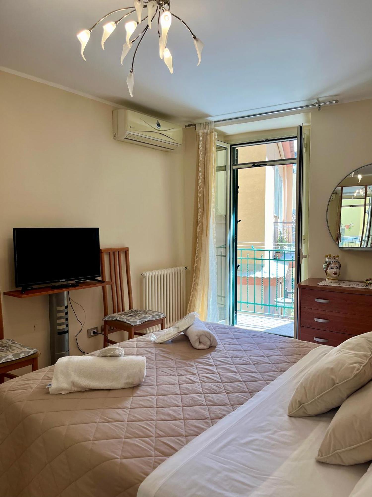 Il Siciliano Apartment Таормина Экстерьер фото